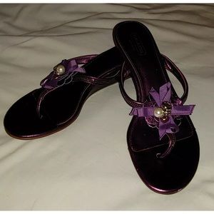 Coach size 8.5 “Vana” embellished thong sandal